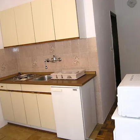 Kletus 公寓 克尔克