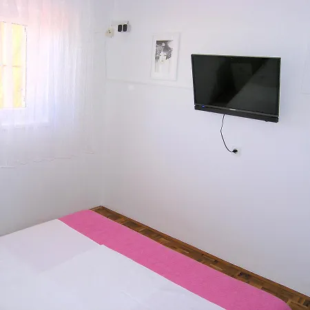 Apartment Kletus *